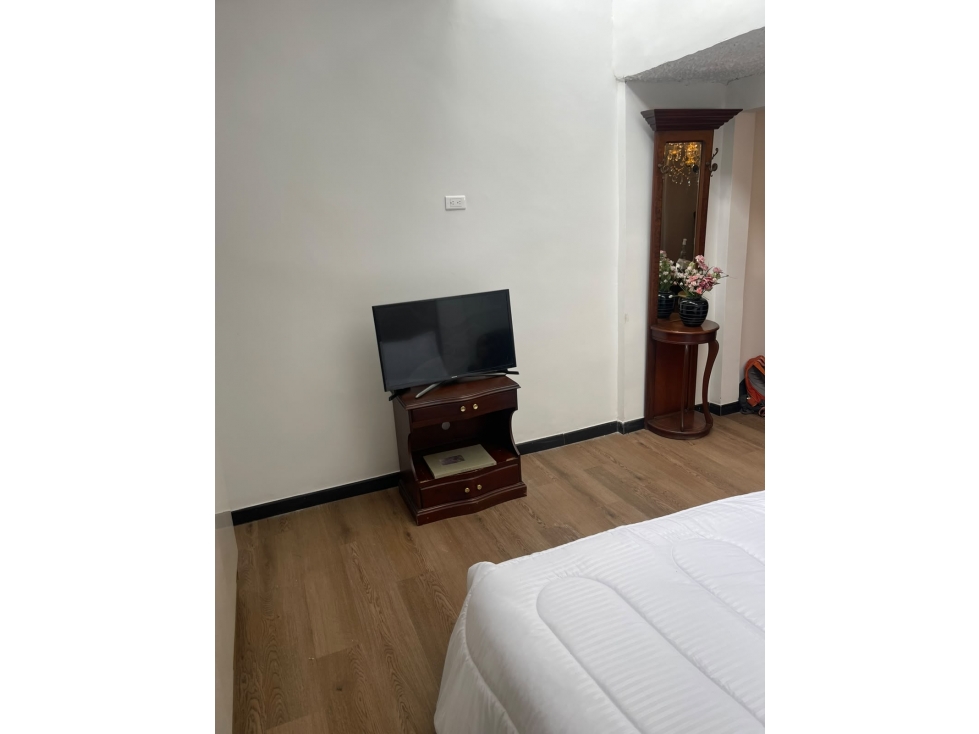 ARRIENDO APARTAMENTO AMOBLADO DE 32 MTS, BARRIO FLORESTA — foto 5