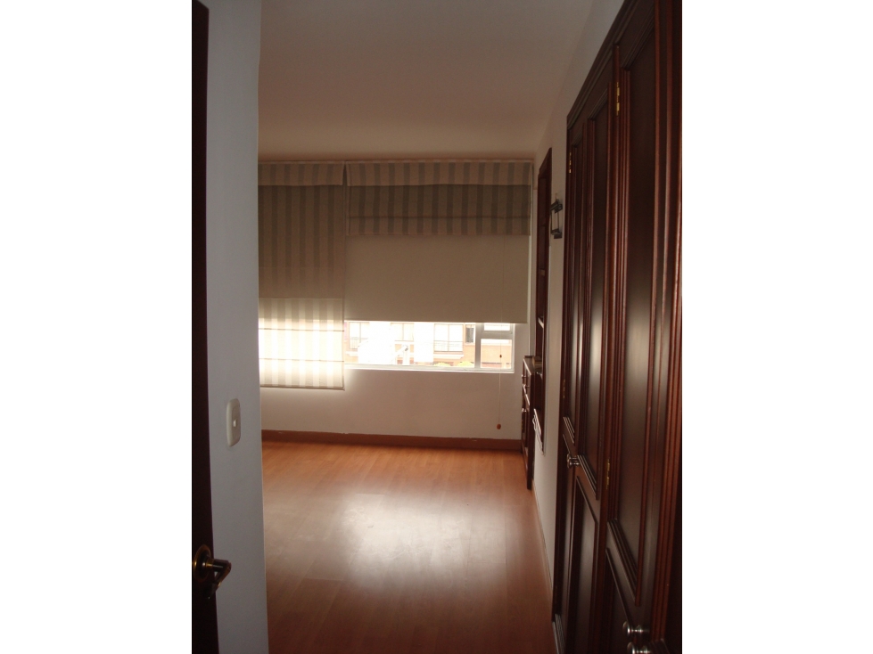 VENTA DE APARTMENTO DE 85 MTS, BARRIO SANTA BARBARA — foto 5