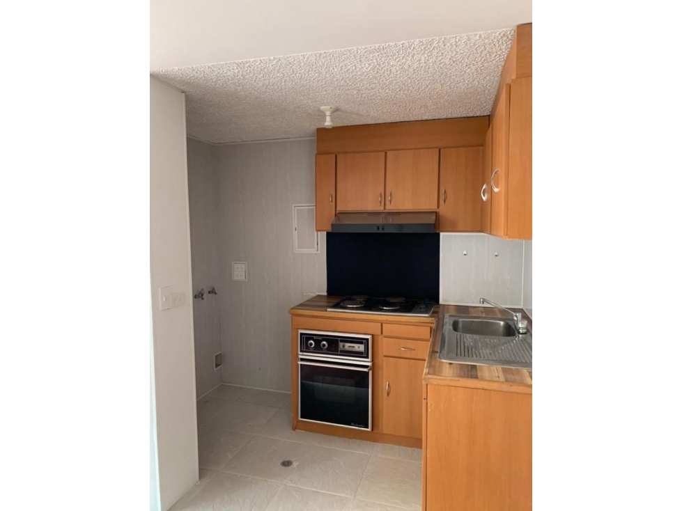 ARRIENDO APARTAMENTO DE 40 METROS, BARRIO SANTA BARABARA - 1