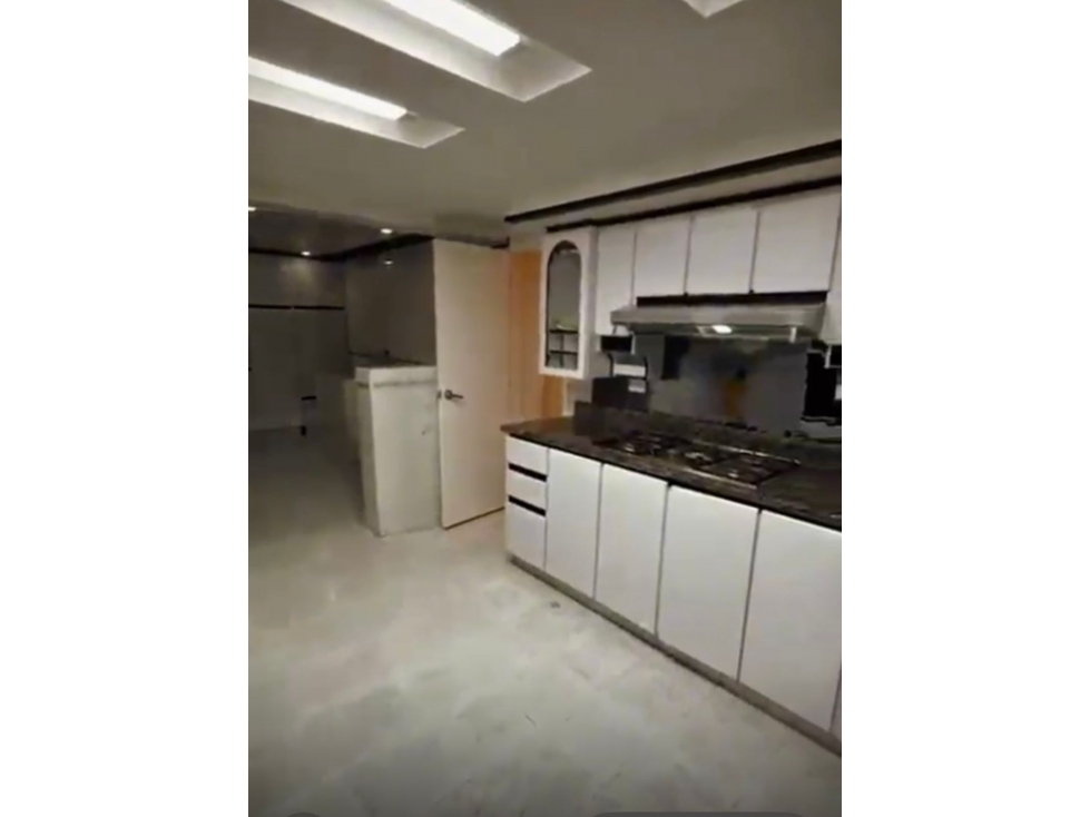 VENDO APARTAMENTO SANTA BARBARA CENTRAL $ 850.000.000 — foto 5