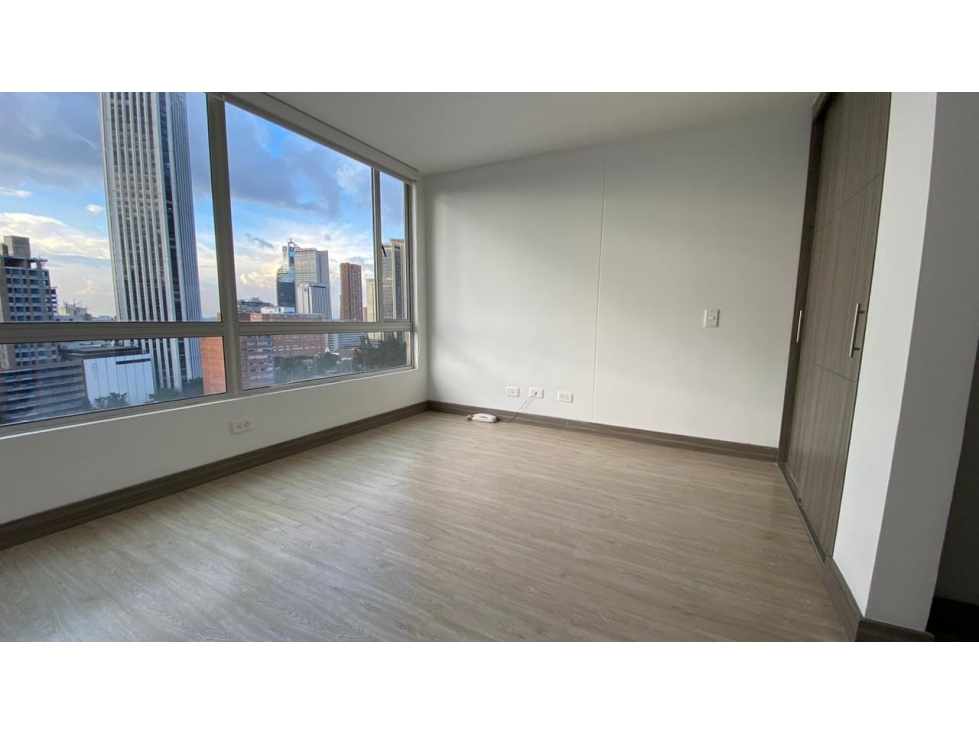 VENTA DE APARTAMENTO DE 65 MTS, BARRIO LAS NIEVES — foto 6