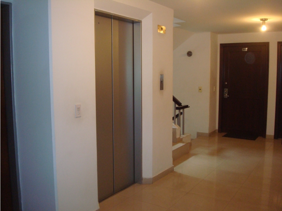 VENTA DE APARTMENTO DE 85 MTS, BARRIO SANTA BARBARA — foto 6