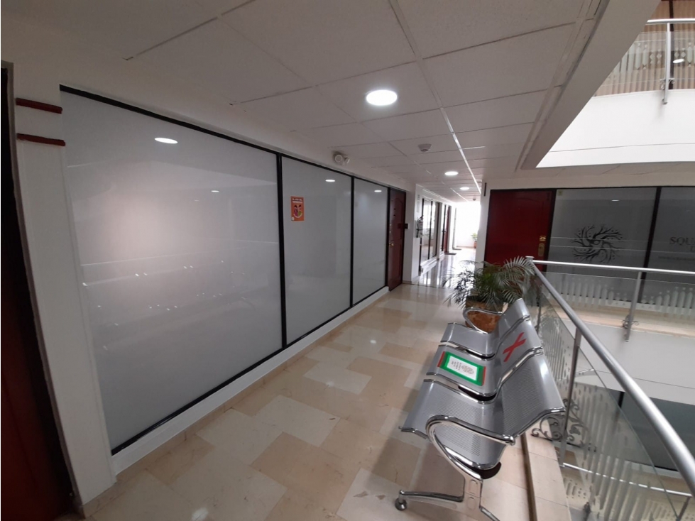 OFICINA VENTA CALLE 96 CARRERA 16 de 60 M2 — foto 4