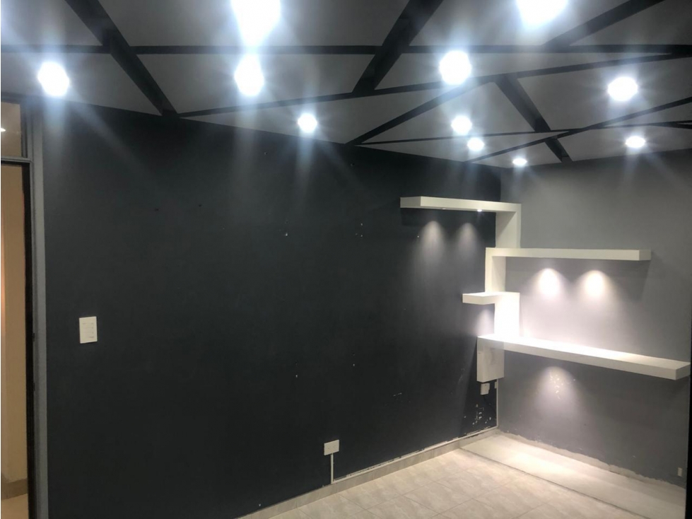 VENTA OFICINA O COSULTORIO DE 20 METRO, BARIO SANTA BARBARA — foto 6
