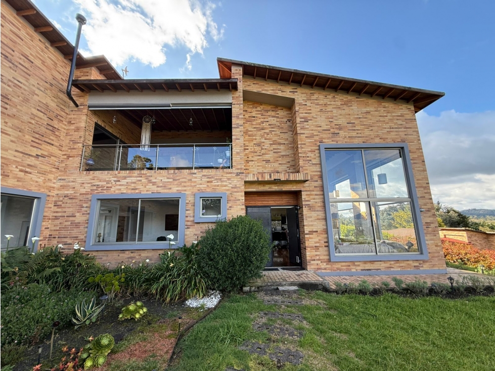 VENDO CASA CAMPESTRE HORIZONTES DE YERBABUENA 2.453MTS - 1