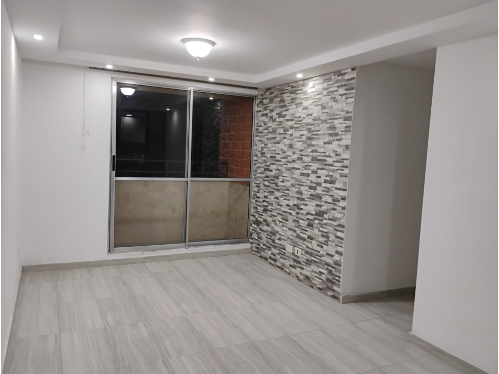 VENTA APARTAMENTO DE 60 MTS, MADRID CONJUNTO BOREAL — foto 2