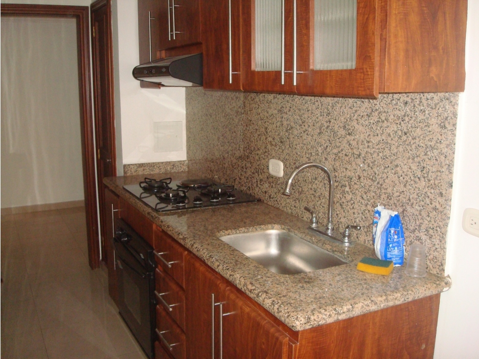 VENTA DE APARTMENTO DE 85 MTS, BARRIO SANTA BARBARA