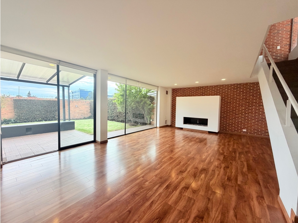 ESPECTACULAR CASA CAMPESTRE EN CAJICA — foto 4