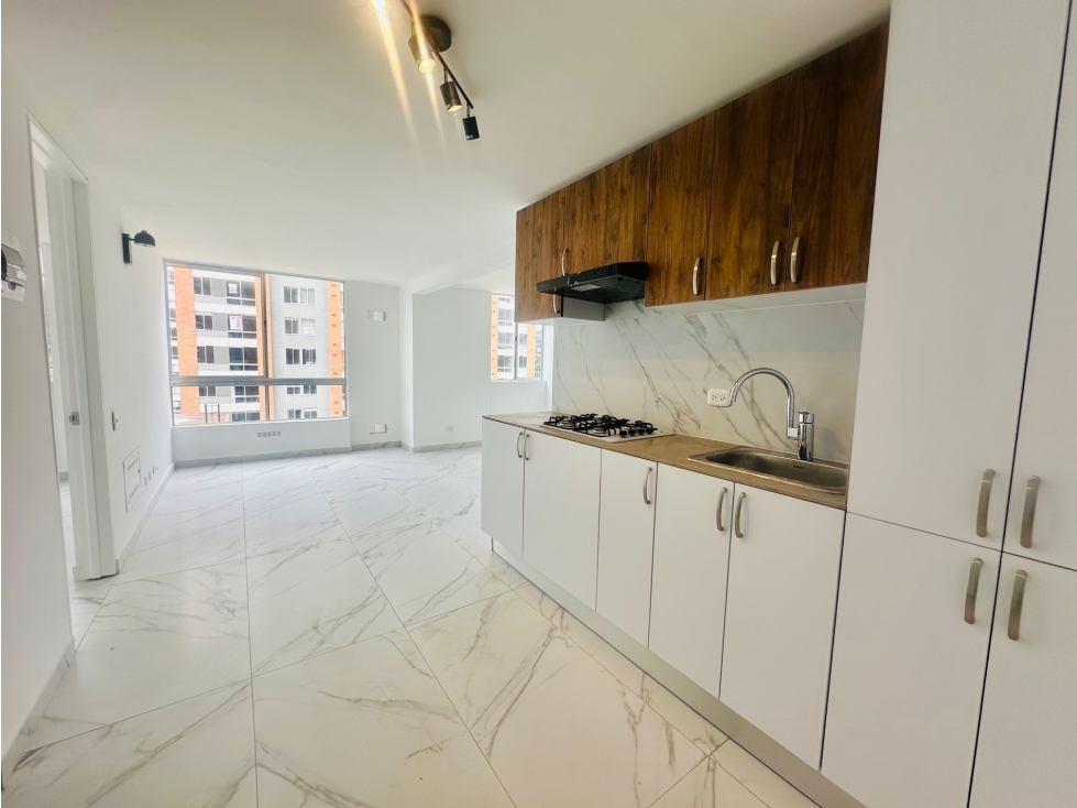 HERMOSO Y NUEVO APARTAMENTO EN LAGOS DE TORCA — foto 2