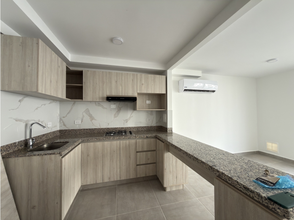 Apartamento en Venta Torrechiara, Zona Norte Cartagena — foto 2