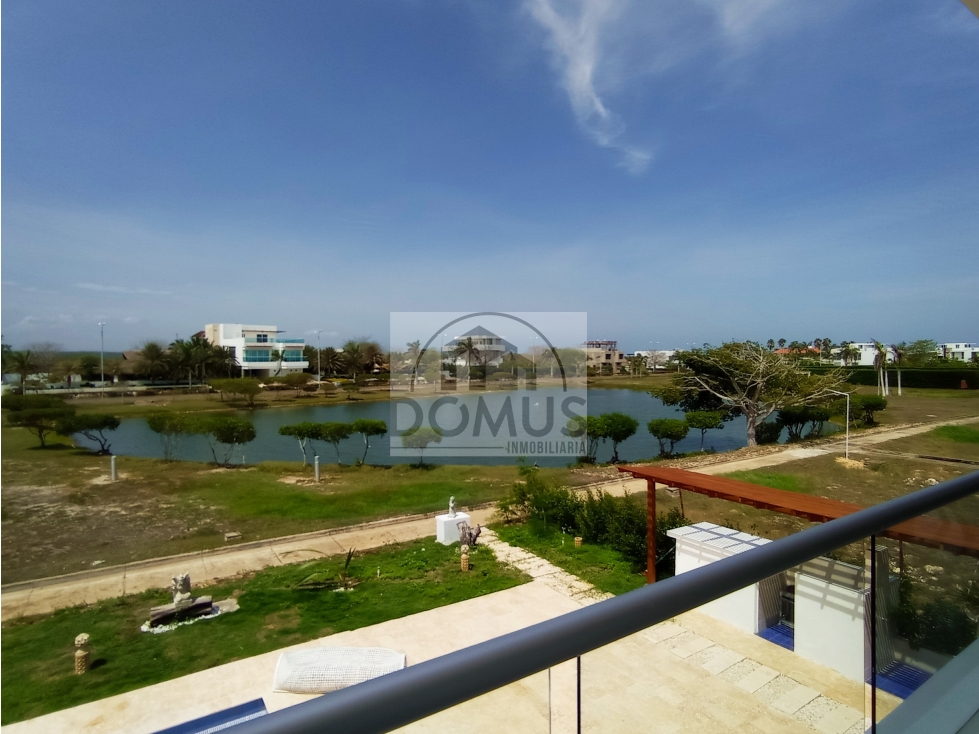 Casa en venta en Palma Real Cartagena, 5 alcobas, salida al mar