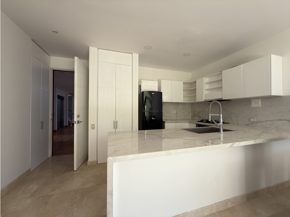 Apartamento en Venta Laguna Club, Zona Norte Cartagena — foto 2