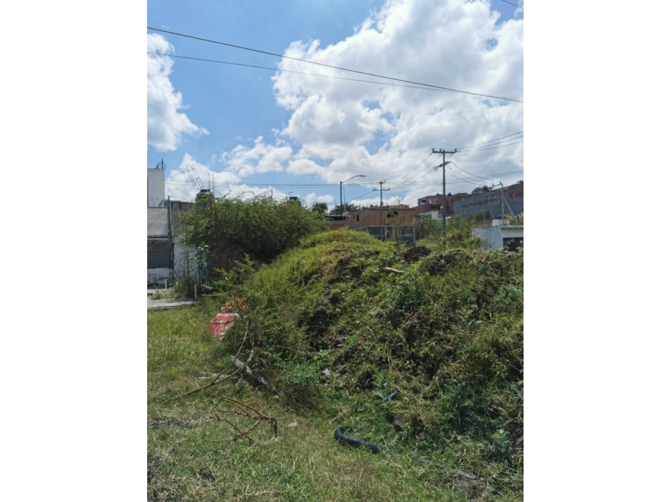 SE VENDE TERRENO EN ISACC ARRIGA POR LAS TIJERAS MORELIA