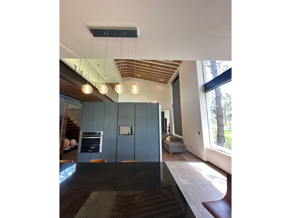 Vive en la zona mas Exlusiva del Campo de Golf Altozano SE VENDE CASA — foto 2