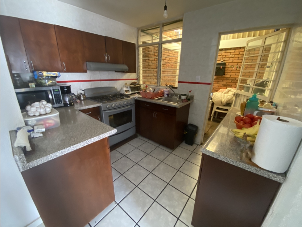 SE VENDE CASA EN JARDINES DE TORREMOLINOS MORELIA POR LA VOZ — foto 2
