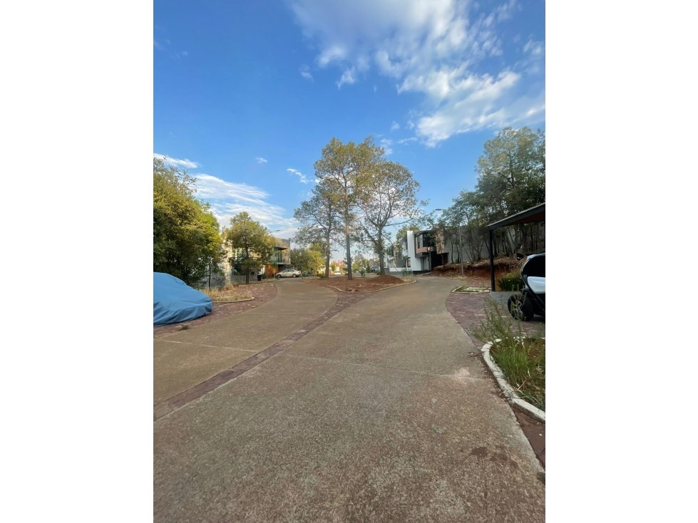 Terreno en Venta en Fracc. El Olivar en Altozano $1,600,000 - 2