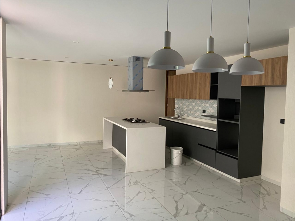 SE VENDE CASA EN LOMA ALTA TRES MARIAS CERCA HOSPITALES MORELIA — foto 2