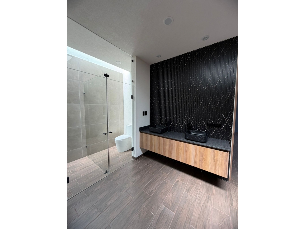 CASA EN VENTA EN VISTAS DE ALTOZANO A METROS DEL TEC MILENIO — foto 4