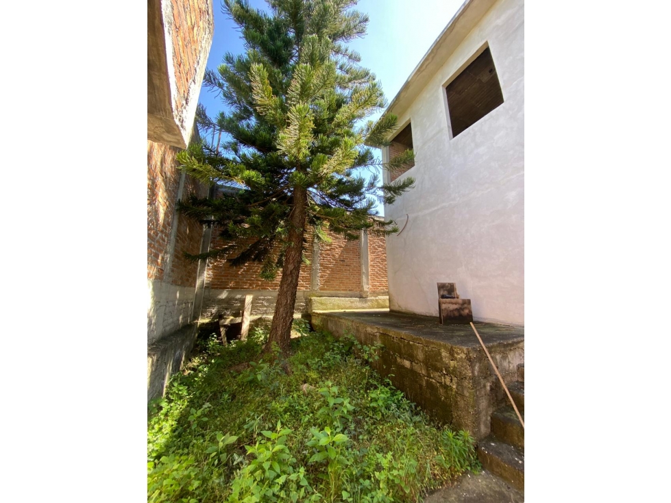 SE VENDE CASA EN CONSTRUCCION LOS ENCINOS CERCA AV. AMALIA ZOLORZANO — foto 4