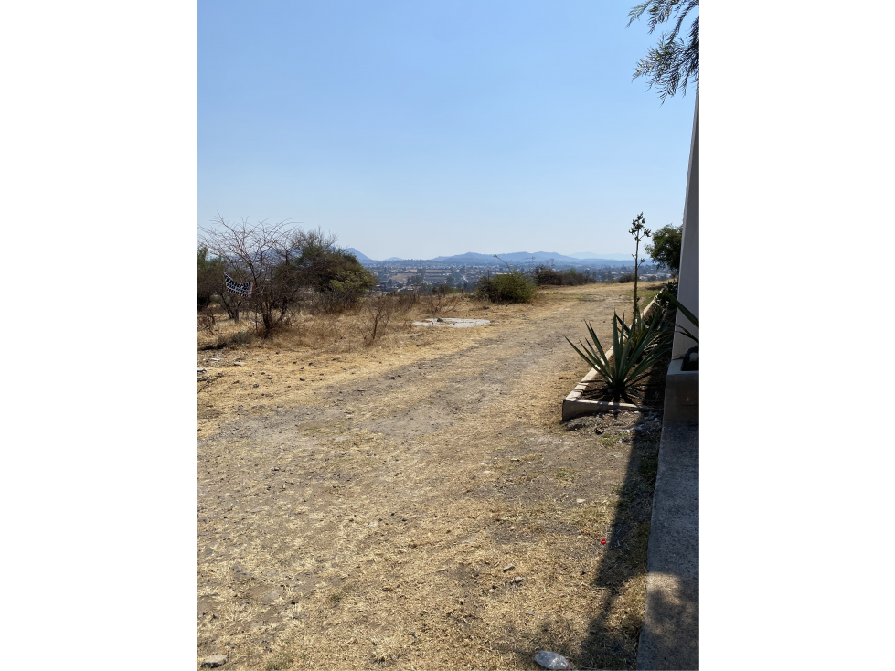 SE VENDE TERRENO POR AV LA JOYA MORELIA CERCA AV AMALIA SOLORZANO — foto 5