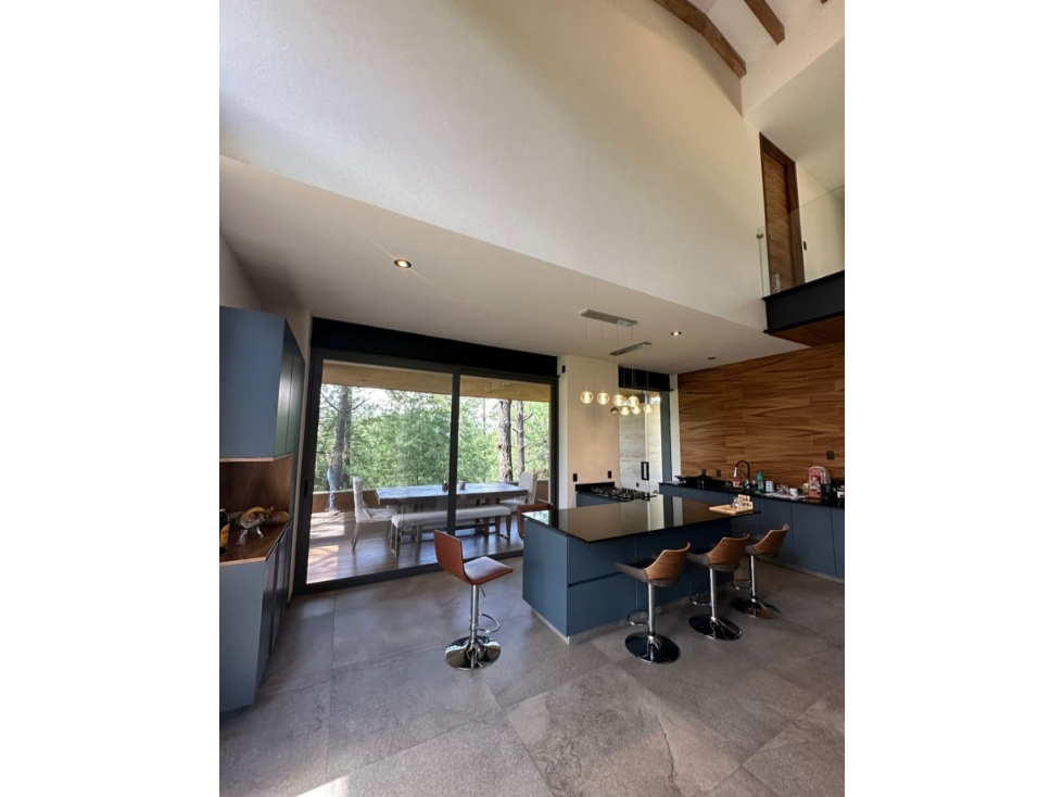 Vive en la zona mas Exlusiva del Campo de Golf Altozano SE VENDE CASA — foto 5