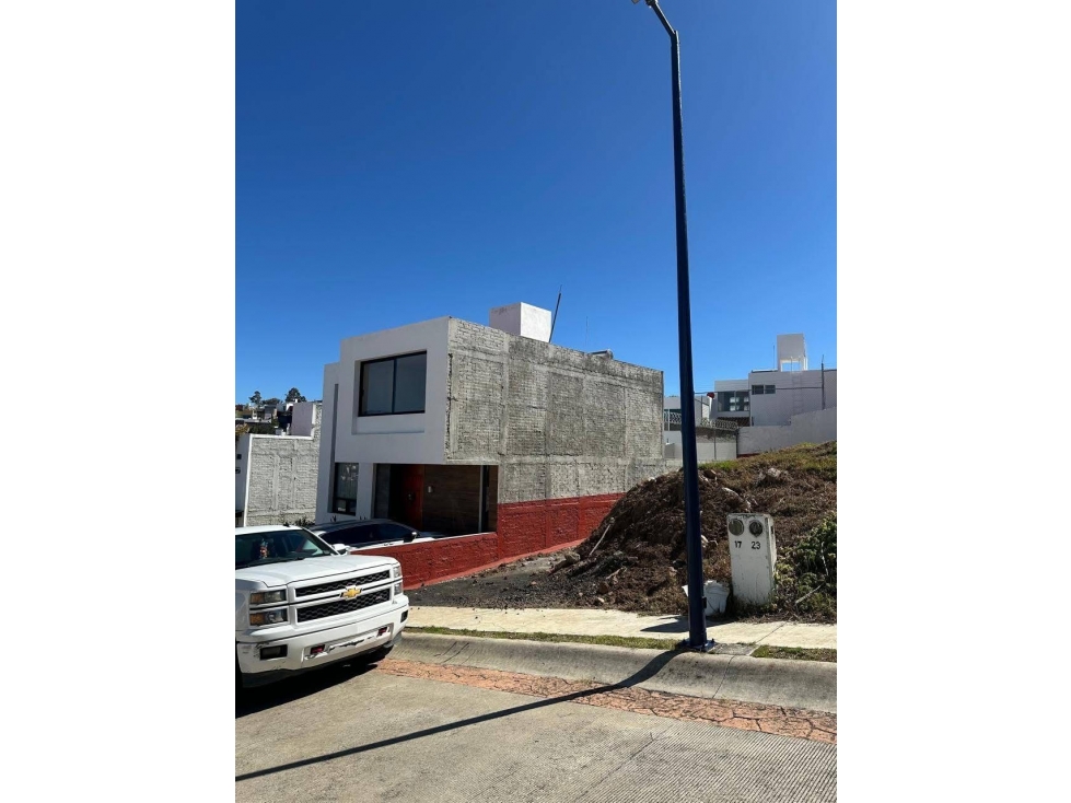 TERRENO EN VENTA ALTOZANO *Fraccionamiento punta Altozano ll - 6