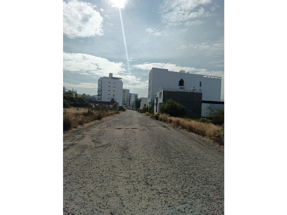 Terreno en venta en Santa Maria, cerca de Altozano 250 m2 $1,750,000 - 3