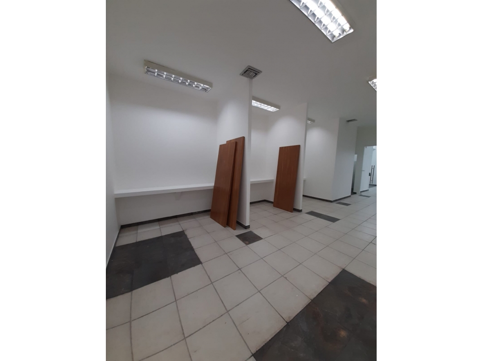 SE ARRIENDA LOCAL COMERCIAL EN EL CENTRO DE VALLEDUPAR - 5