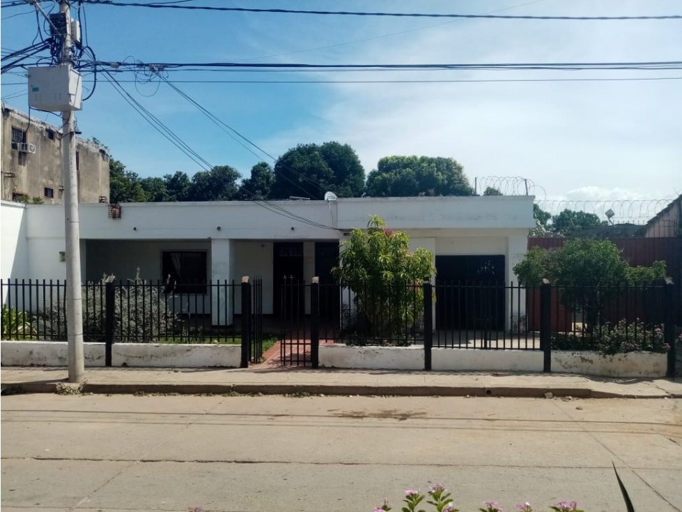 VENDO CASA COMERCIAL BARRIO LA GARITA - 3