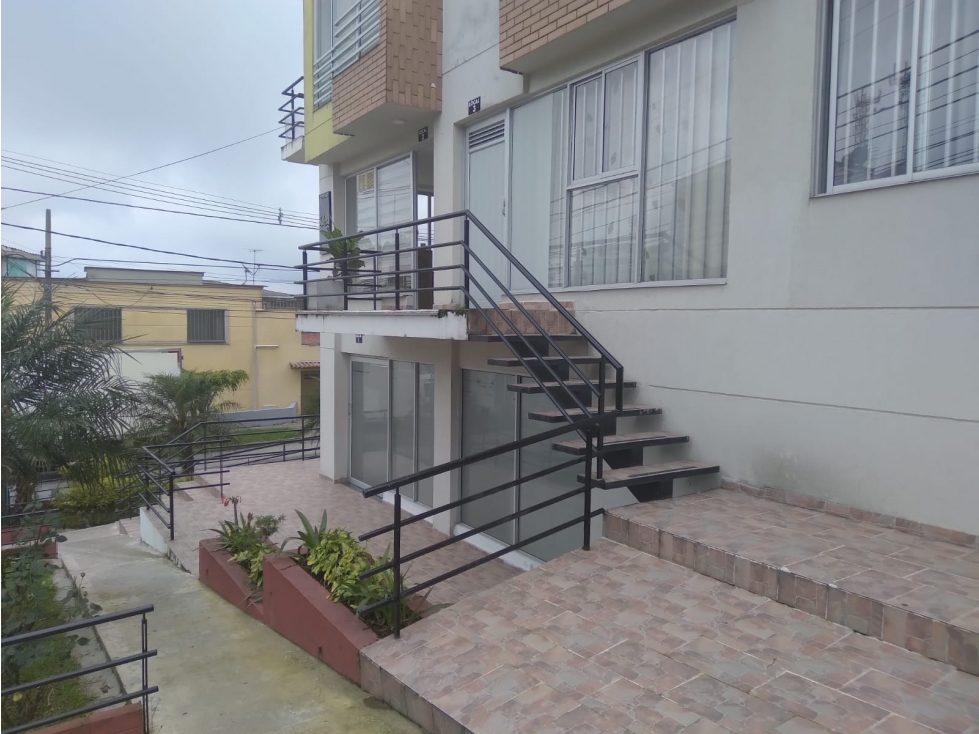 Venta local alquilado a peluquería en Chipre, Manizales — foto 6