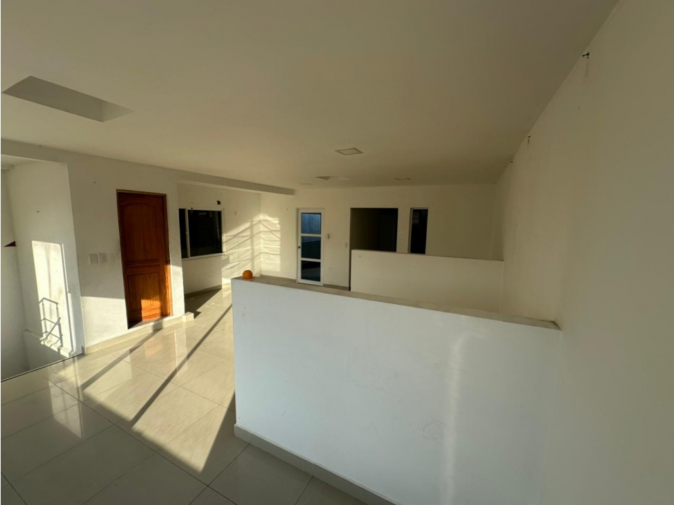 Cartagena Local en Arriendo Crespo — foto 2