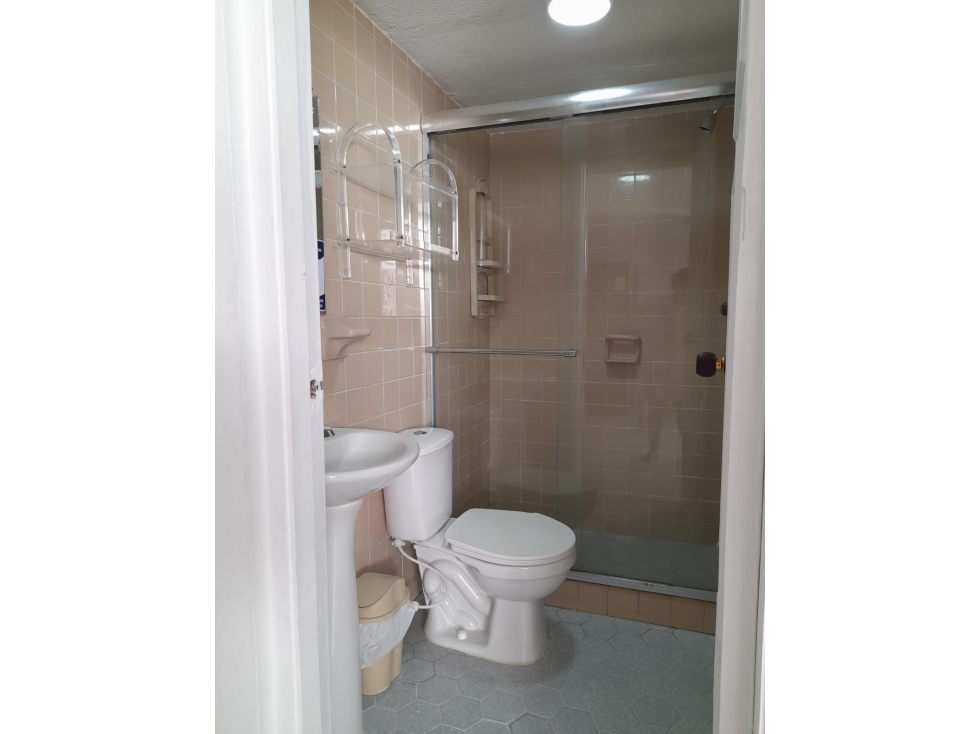 Cartagena Apartamento En Arriendo El Laguito — foto 4