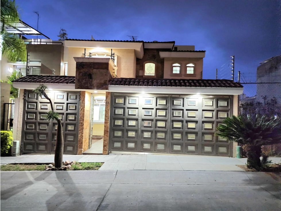 CASA #150 LA CIMA ZAPOPAN, SOBRE AVENIDA