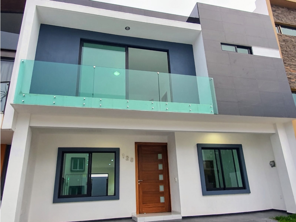 Casa 128 con Roof Garden en Valle Imperial - 1