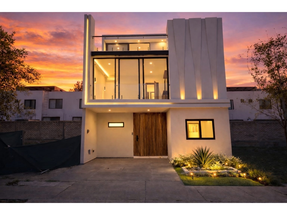 CASA EN VENTA #108 COTO ALTANZA EN SOLARES RESIDENCIAL
