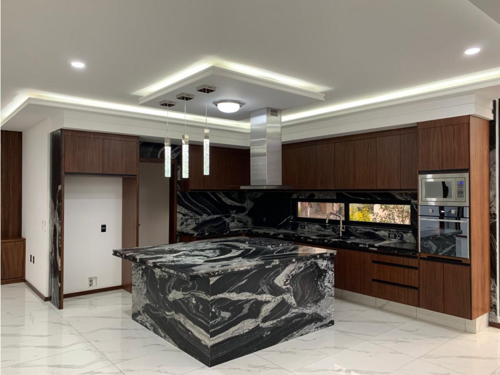 Casa 248-D en esquina estilo moderno en la cima — foto 4