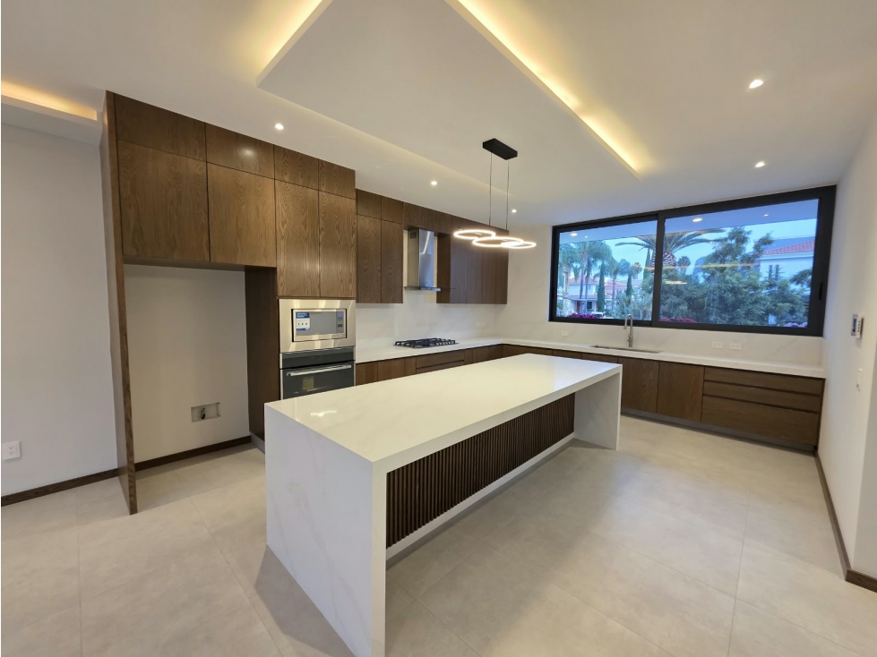 CASA 55 EN VENTA EN JARDIN REAL ZAPOPAN JALISCO, CON SÓTANO — foto 4