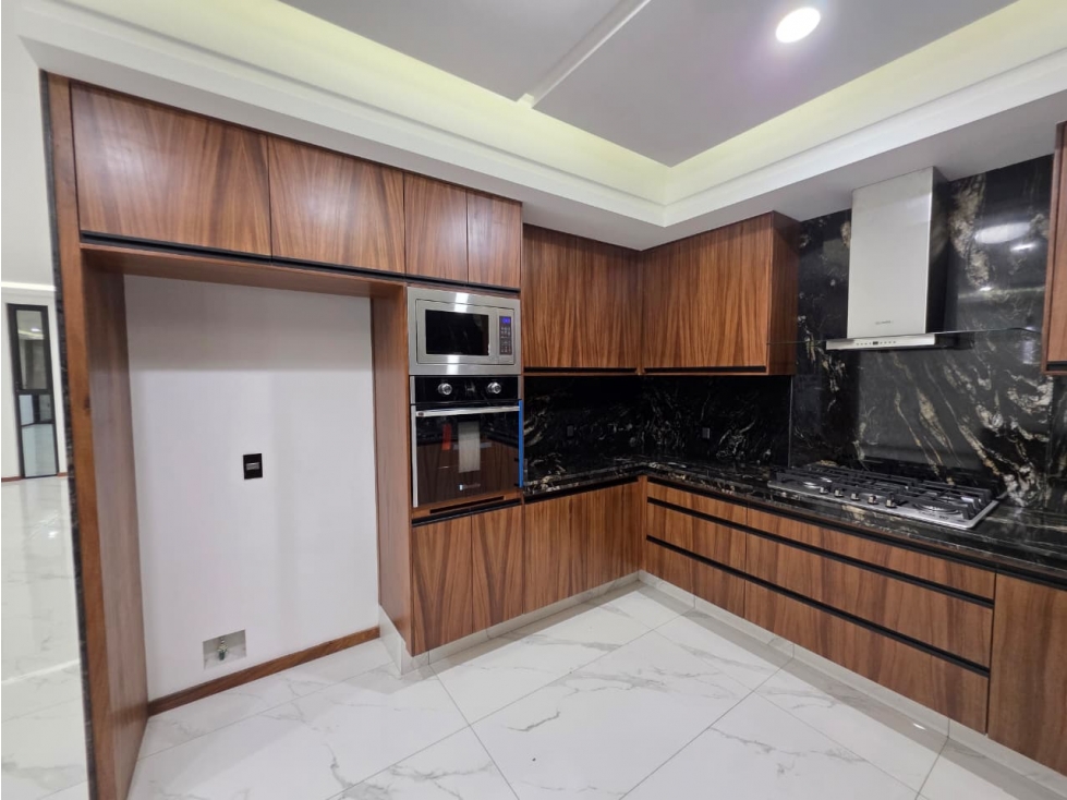 CASA 30-G EN VENTA CON 4 NIVELES EN LA CIMA ZAPOPAN — foto 6