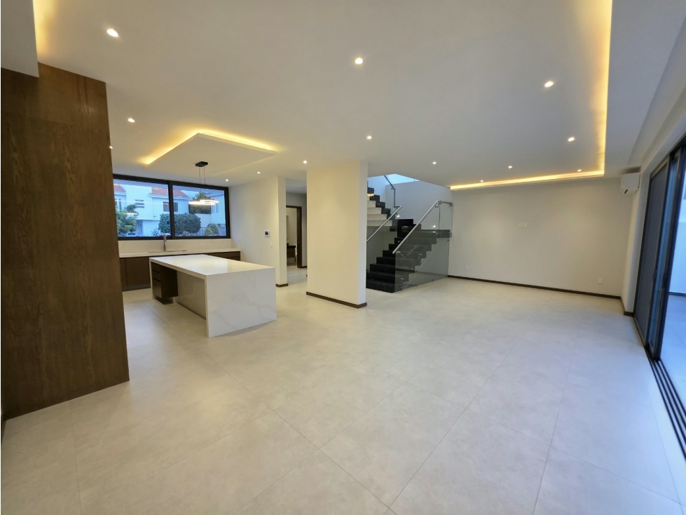 CASA 55 EN VENTA EN JARDIN REAL ZAPOPAN JALISCO, CON SÓTANO — foto 5