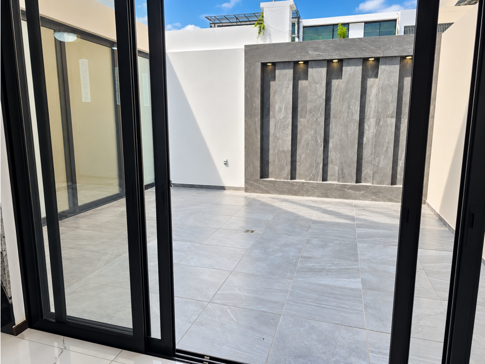 CASA 45-F CON ROOF GARDEN EN LA CIMA — foto 6