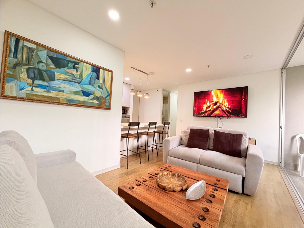 APARTAMENTO AMOBLADO SECTOR POBLADO - LA CALLE 10 CON LA SUPERIOR