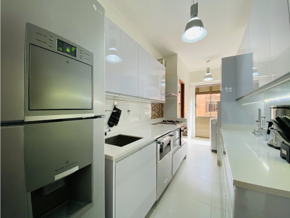 Apartamento Amoblado En Alquiler Poblado,Medellín — foto 4