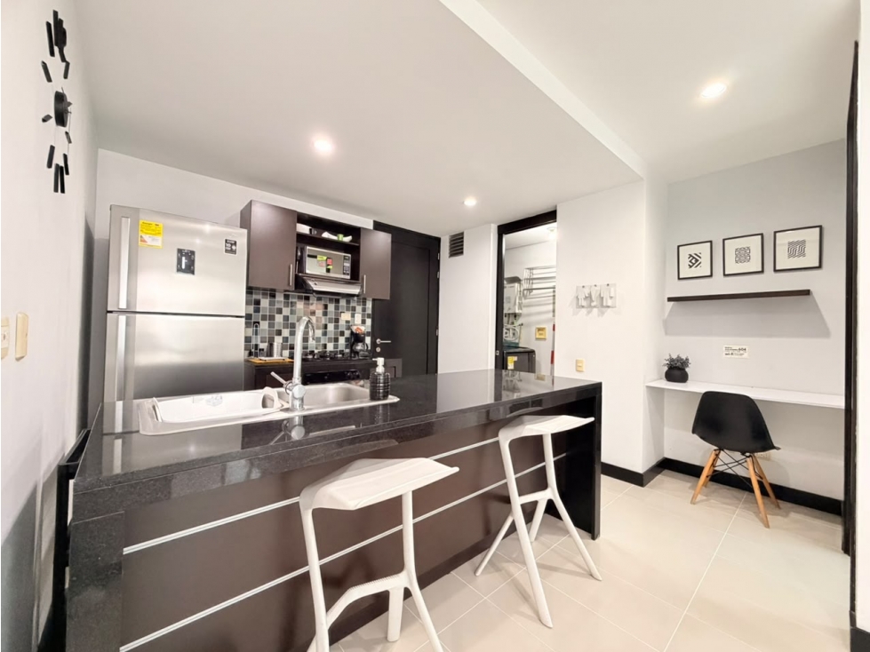 Apartamento Amoblado Sector Loma Alejandría — foto 4