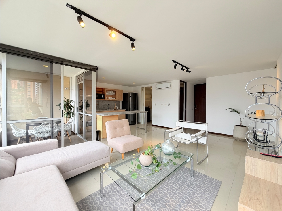 APARTAMENTO AMOBLADO EN RENTA SECTOR POBLADO C.C SANTAFE — foto 3
