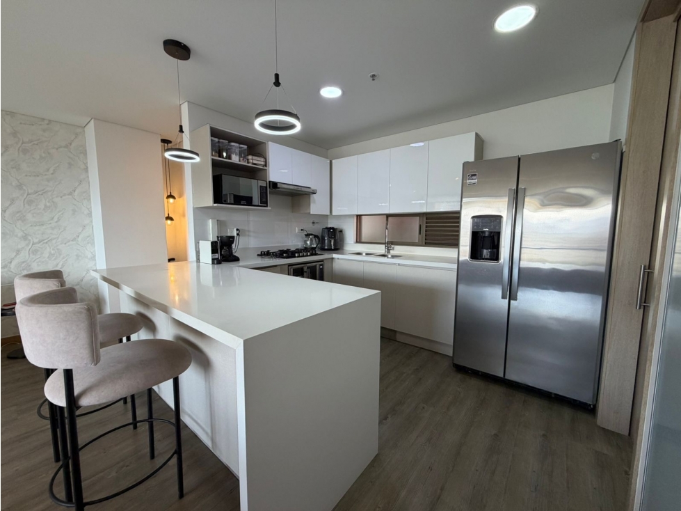 APARTAMENTO AMOBLADO MEDELLÍN — foto 3