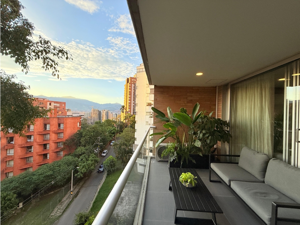APARTAMENTO AMOBLADO SECTOR CASTROPOL -POBLADO MEDELLIN — foto 4