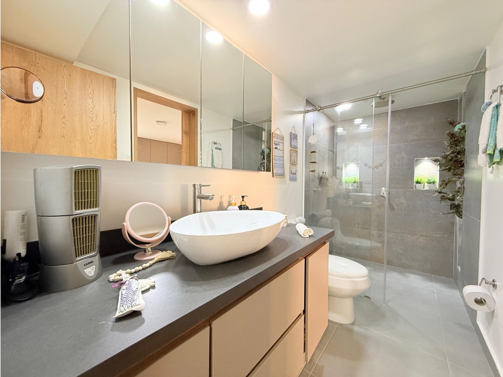 APARTAMENTO AMOBLADO SECTOR MILLA DE ORO MEDELLIN — foto 4