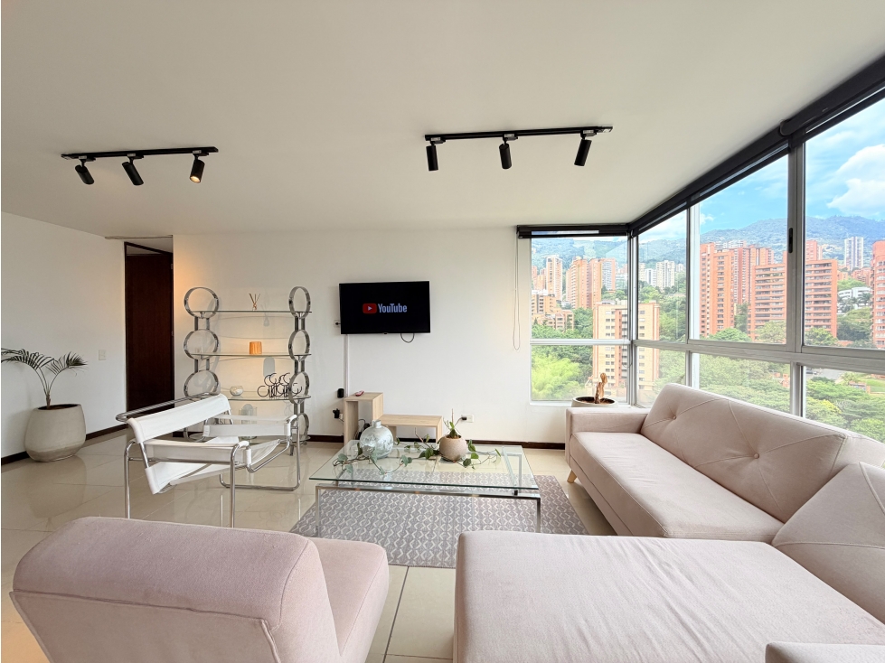 APARTAMENTO AMOBLADO EN RENTA SECTOR POBLADO C.C SANTAFE — foto 4