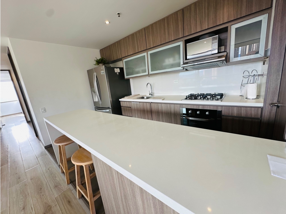 APARTAMENTO AMOBLADO SECTOR POBLADO MEDELLIN — foto 4