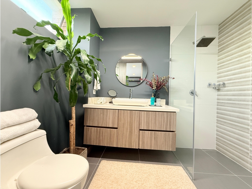 APARTAMENTO AMOBLADO SECTOR CASTROPOL -POBLADO MEDELLIN — foto 5